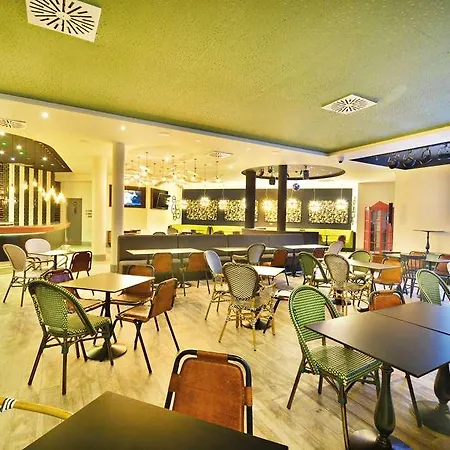 Hotel Barcel Teguise - Adu...
